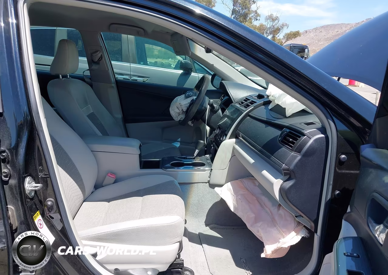2012 Toyota Camry Hybrid Le VIN:4T1BD1FK4CU049948 - 5