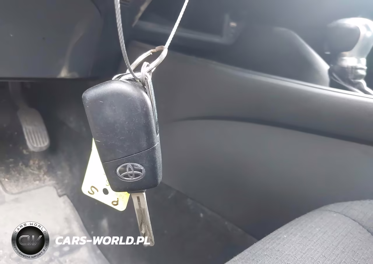 2018 Toyota C-Hr Xle VIN:NMTKHMBX7JR038776 - 11