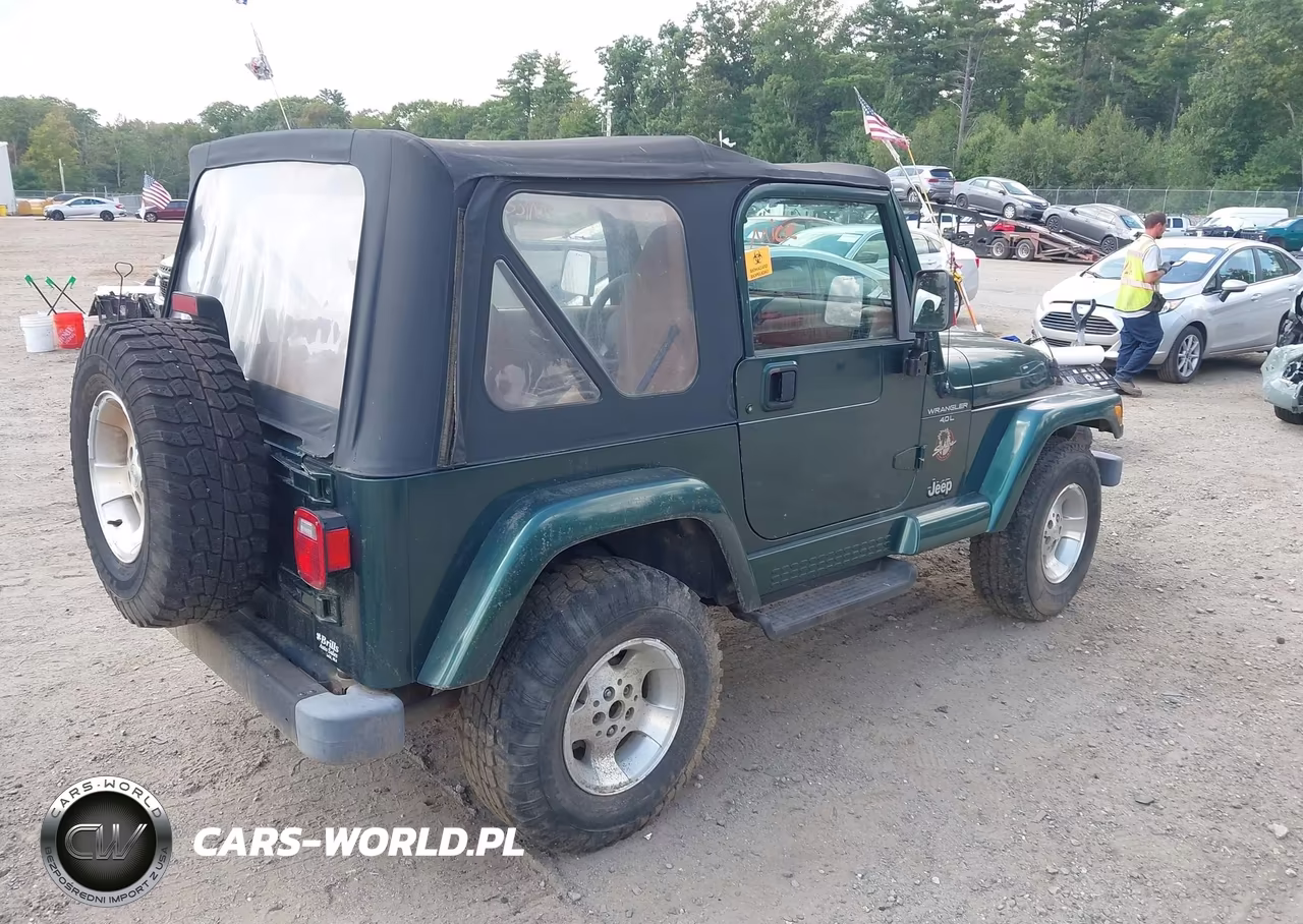 2000 Jeep Wrangler Sahara VIN:1J4FA59S9YP753779 - 4