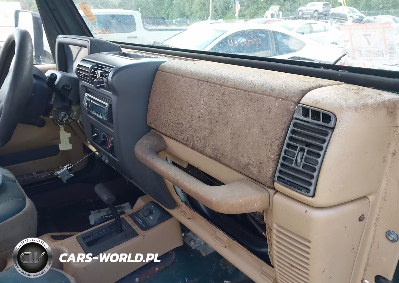 2000 Jeep Wrangler Sahara VIN:1J4FA59S9YP753779 - 6