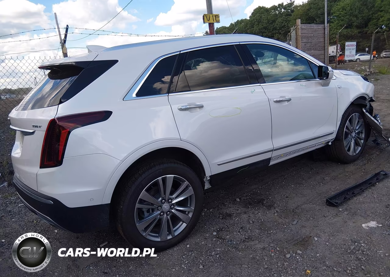 2025 Cadillac Xt5 Awd Premium Luxury VIN:1GYKNDR40SZ155891 - 4