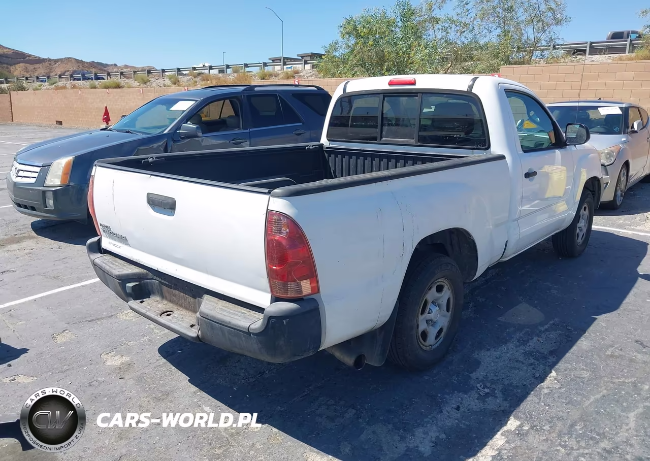 2014 Toyota Tacoma VIN:5TFNX4CN3EX041415 - 4
