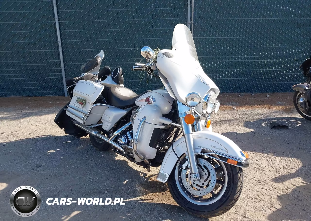 2007 Harley-Davidson Flhtcui VIN:1HD1FC4157Y693374 - 1