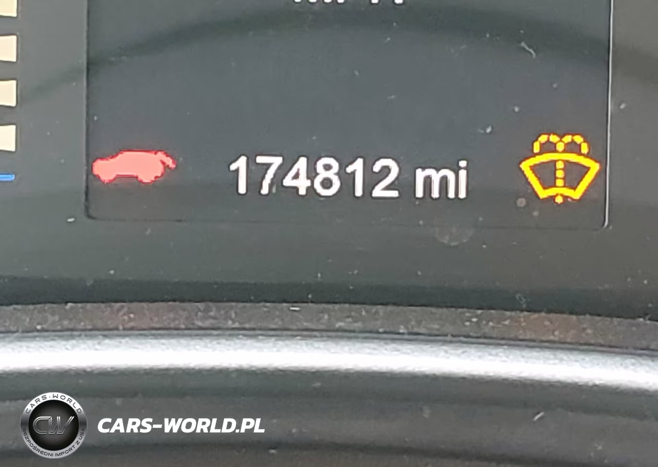 2017 Chrysler Pacifica Touring-L VIN:2C4RC1BG8HR553009 - 16