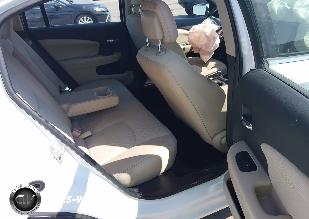 2012 Chrysler 200 Touring VIN:1C3CCBBBXCN129342 - 8