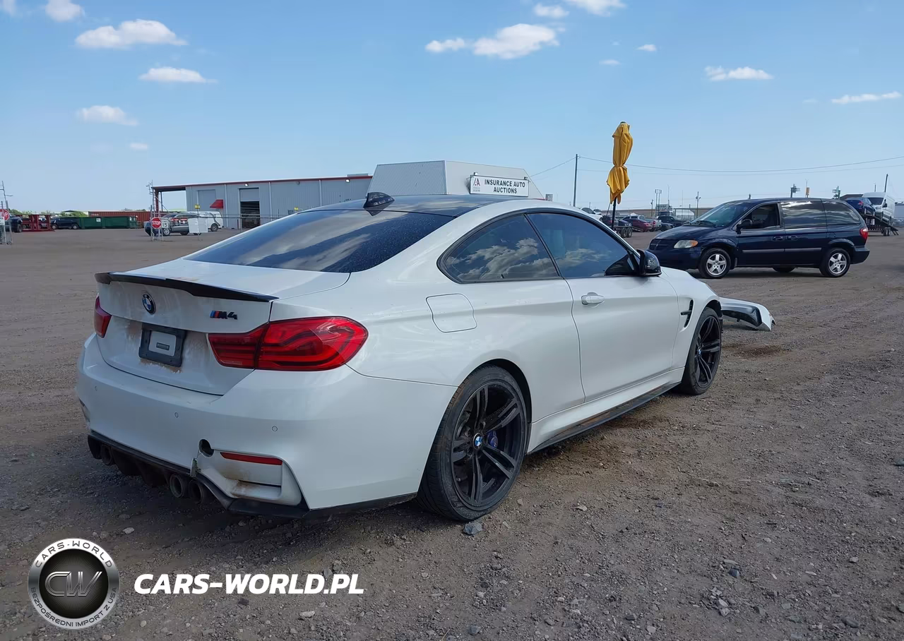 2018 BMW M4 VIN:WBS4Y9C58JAA85988 - 4