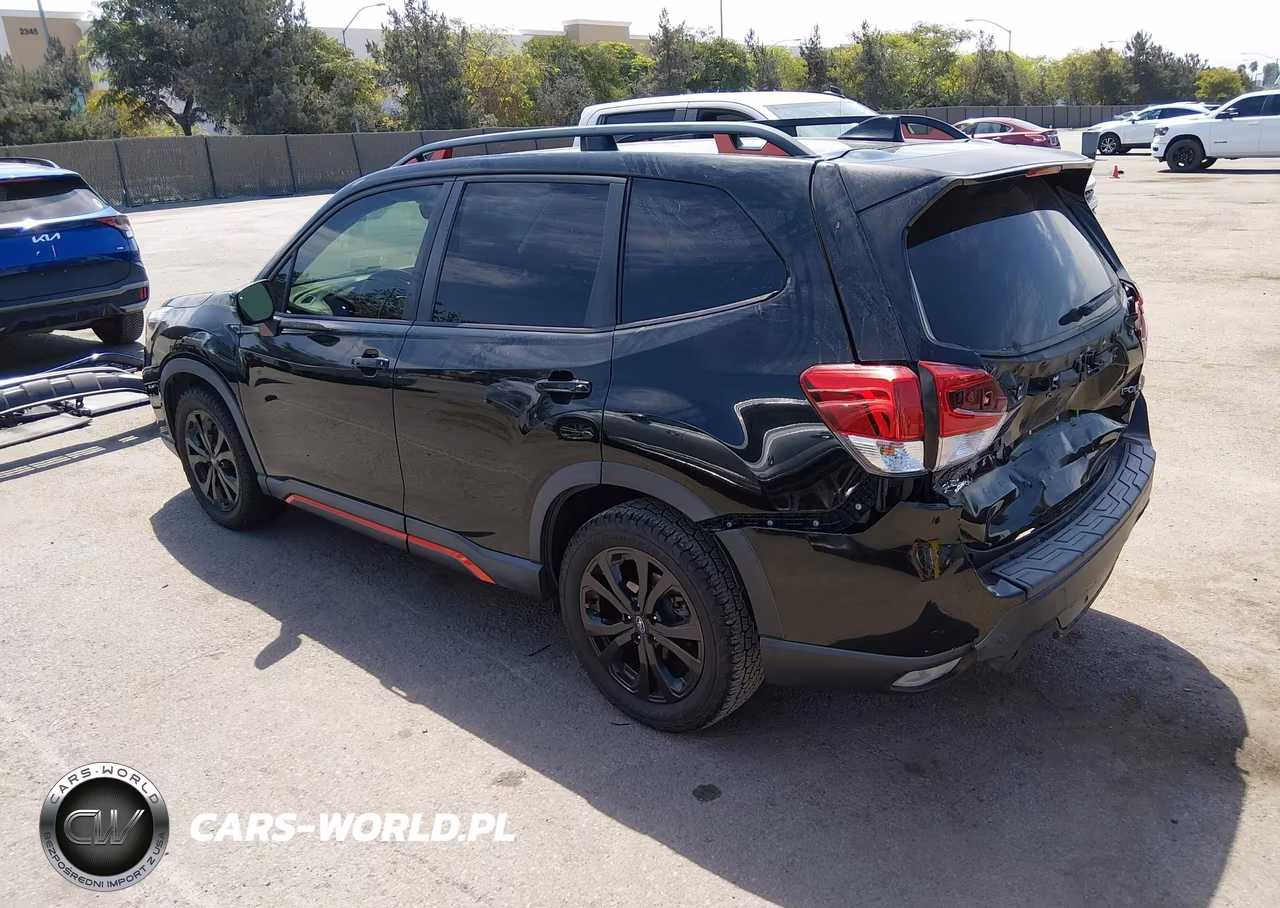 2019 Subaru Forester Sport VIN:JF2SKAPC2KH425525 - 3