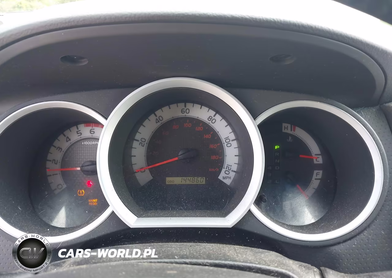 2015 Toyota Tacoma Base V6 VIN:3TMLU4EN0FM205837 - 7