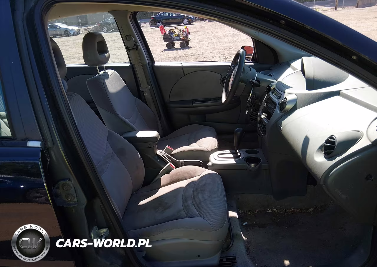 2004 Saturn Ion 2 VIN:1G8AJ52F84Z143077 - 5