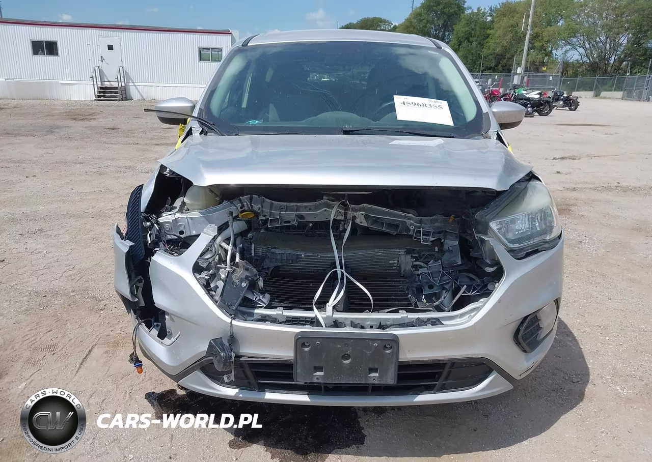 2017 Ford Escape Se VIN:1FMCU9GD3HUD10870 - 6