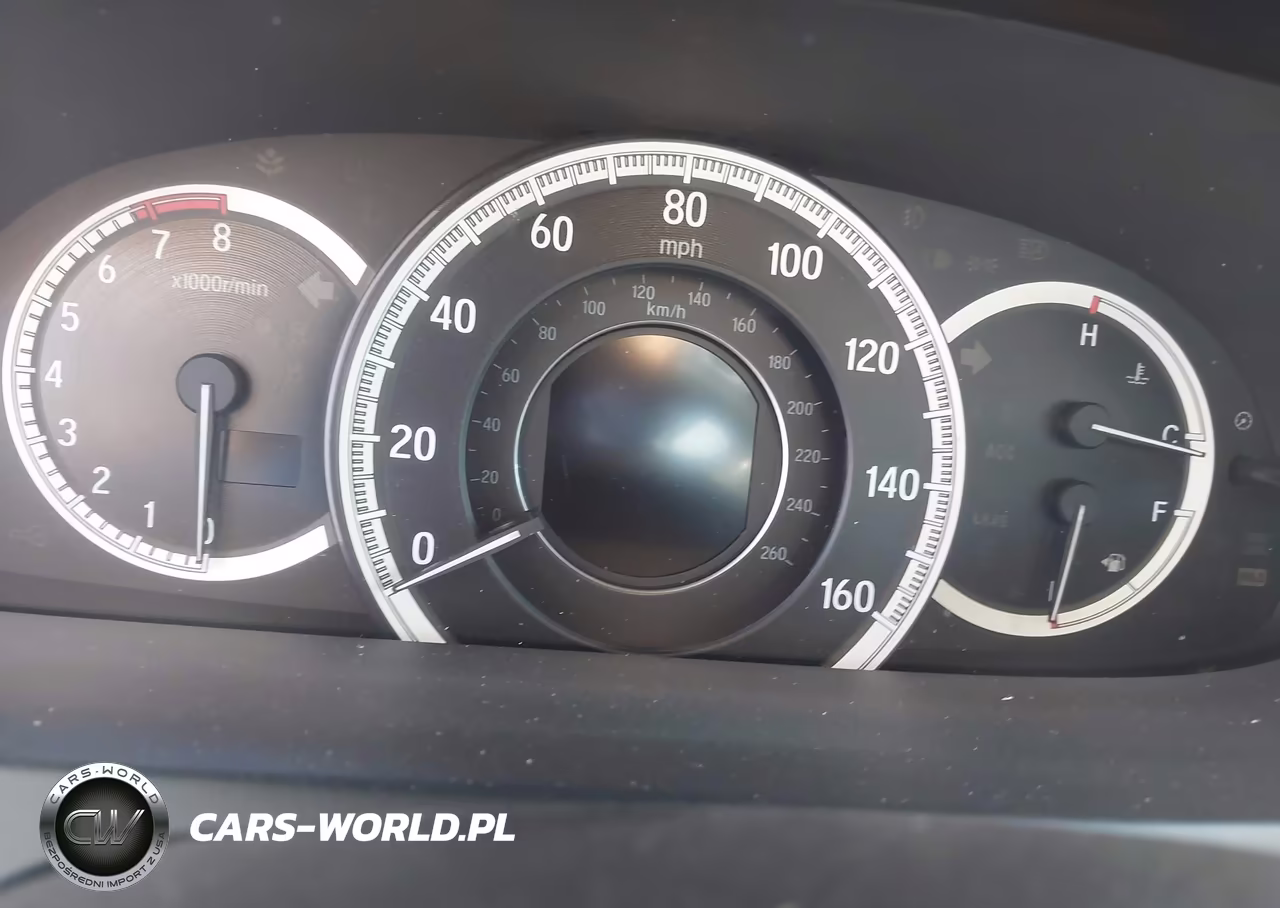 2016 Honda Accord Touring VIN:1HGCR3F99GA035930 - 16