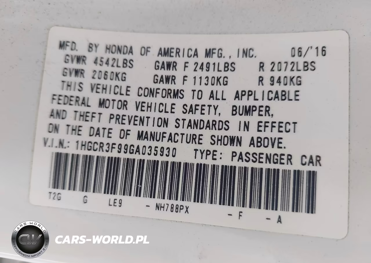 2016 Honda Accord Touring VIN:1HGCR3F99GA035930 - 9