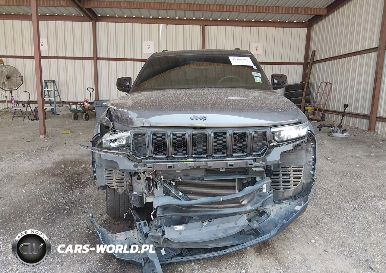 2024 Jeep Grand Cherokee Altitude X 4X2 VIN:1C4RJGAG4RC206569 - 13
