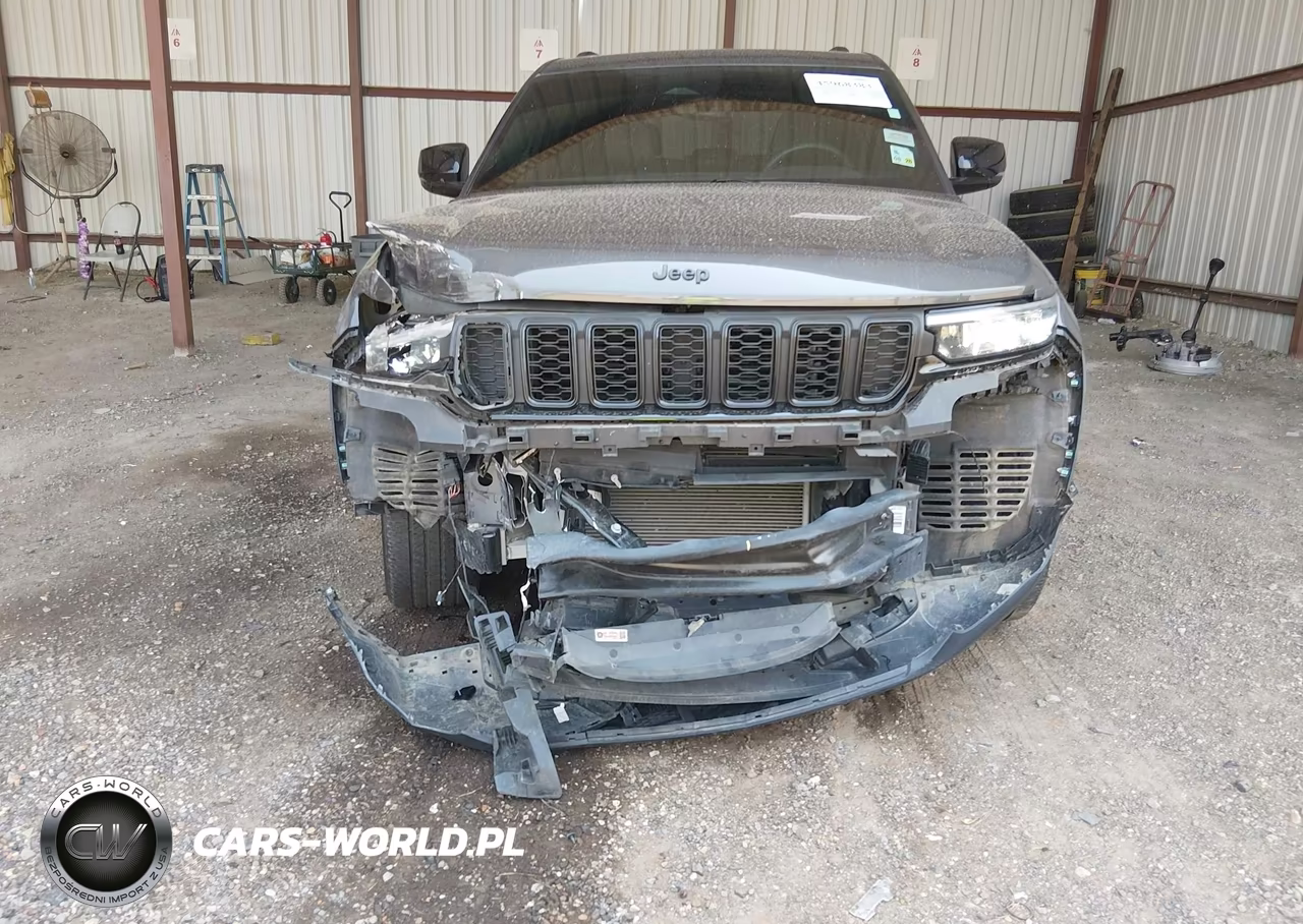 2024 Jeep Grand Cherokee Altitude X 4X2 VIN:1C4RJGAG4RC206569 - 6