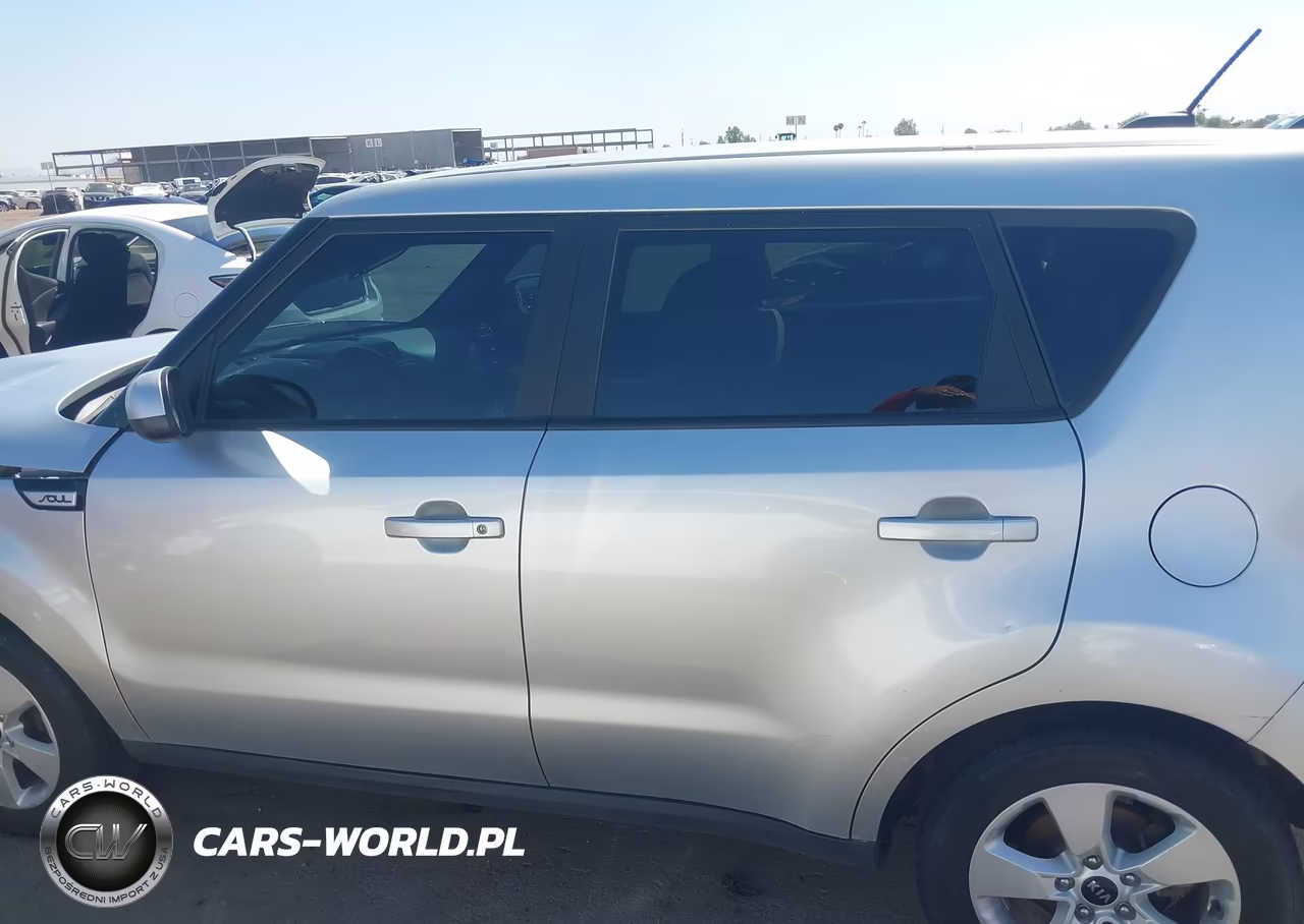 2019 Kia Soul VIN:KNDJN2A22K7674811 - 15