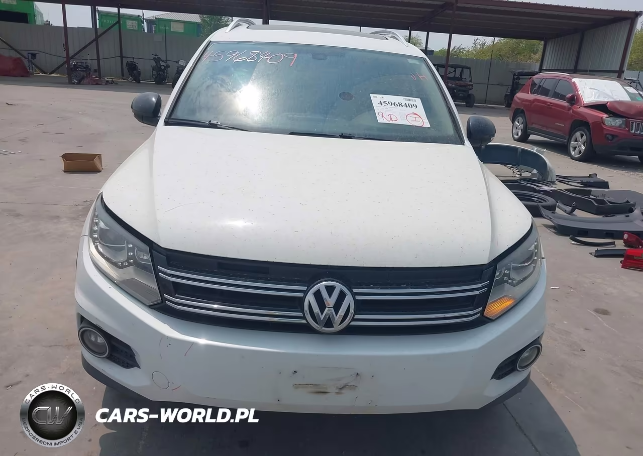 2017 Volkswagen Tiguan 2.0T Sport VIN:WVGUV7AX5HK018058 - 13