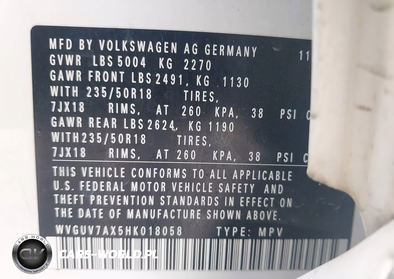 2017 Volkswagen Tiguan 2.0T Sport VIN:WVGUV7AX5HK018058 - 9