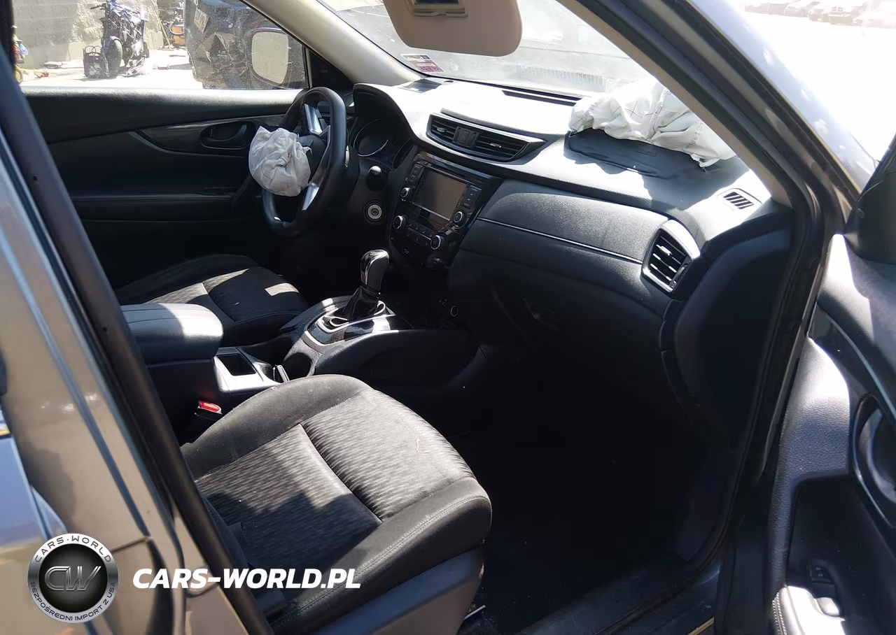 2019 Nissan Rogue S VIN:KNMAT2MV4KP511878 - 5