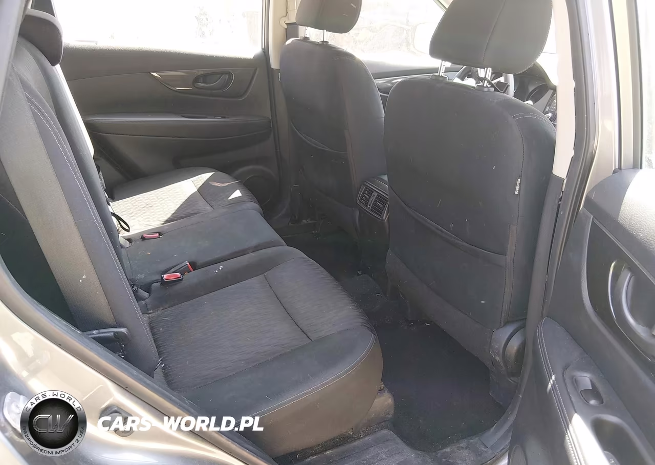 2019 Nissan Rogue S VIN:KNMAT2MV4KP511878 - 8