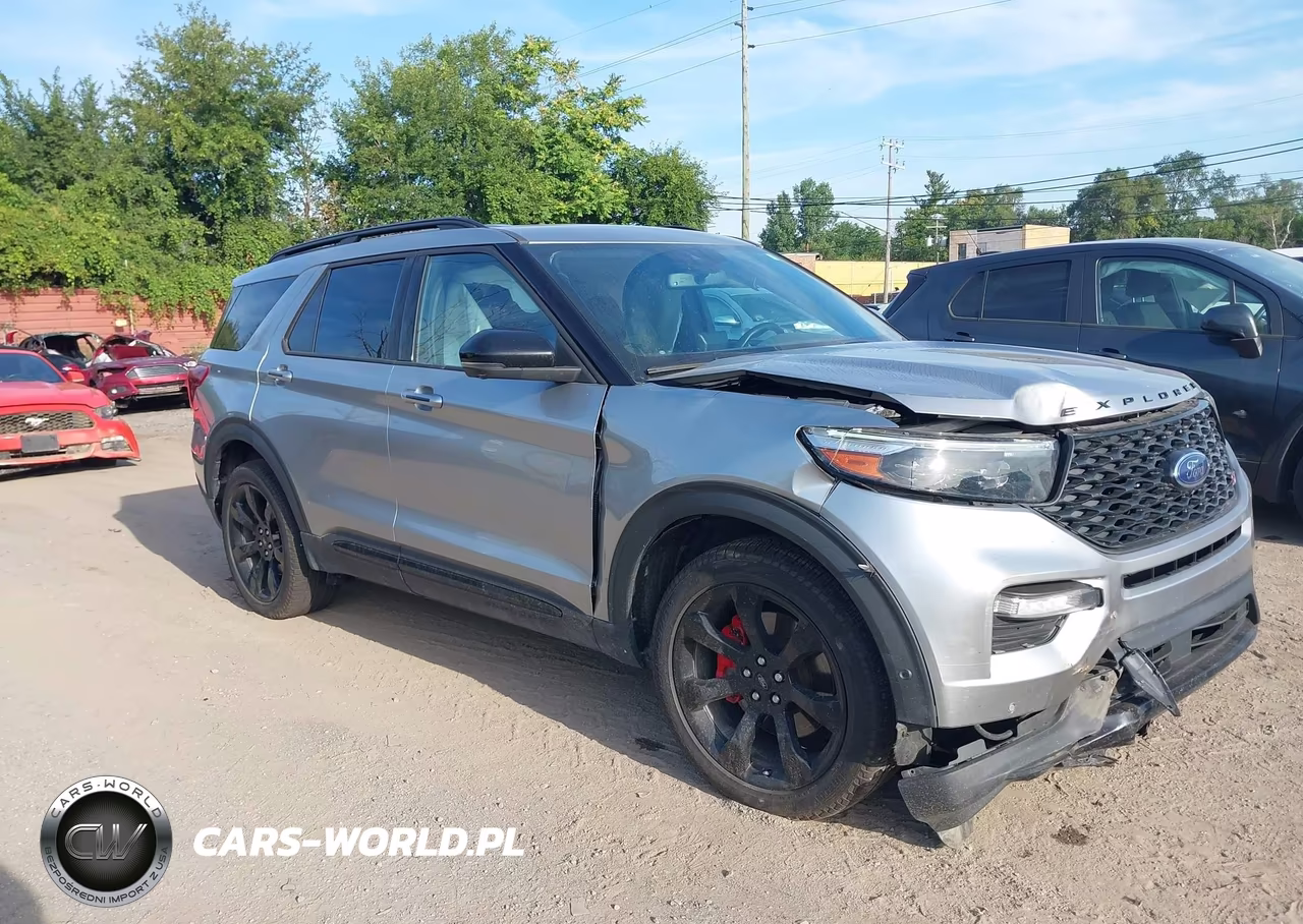 2021 Ford Explorer St