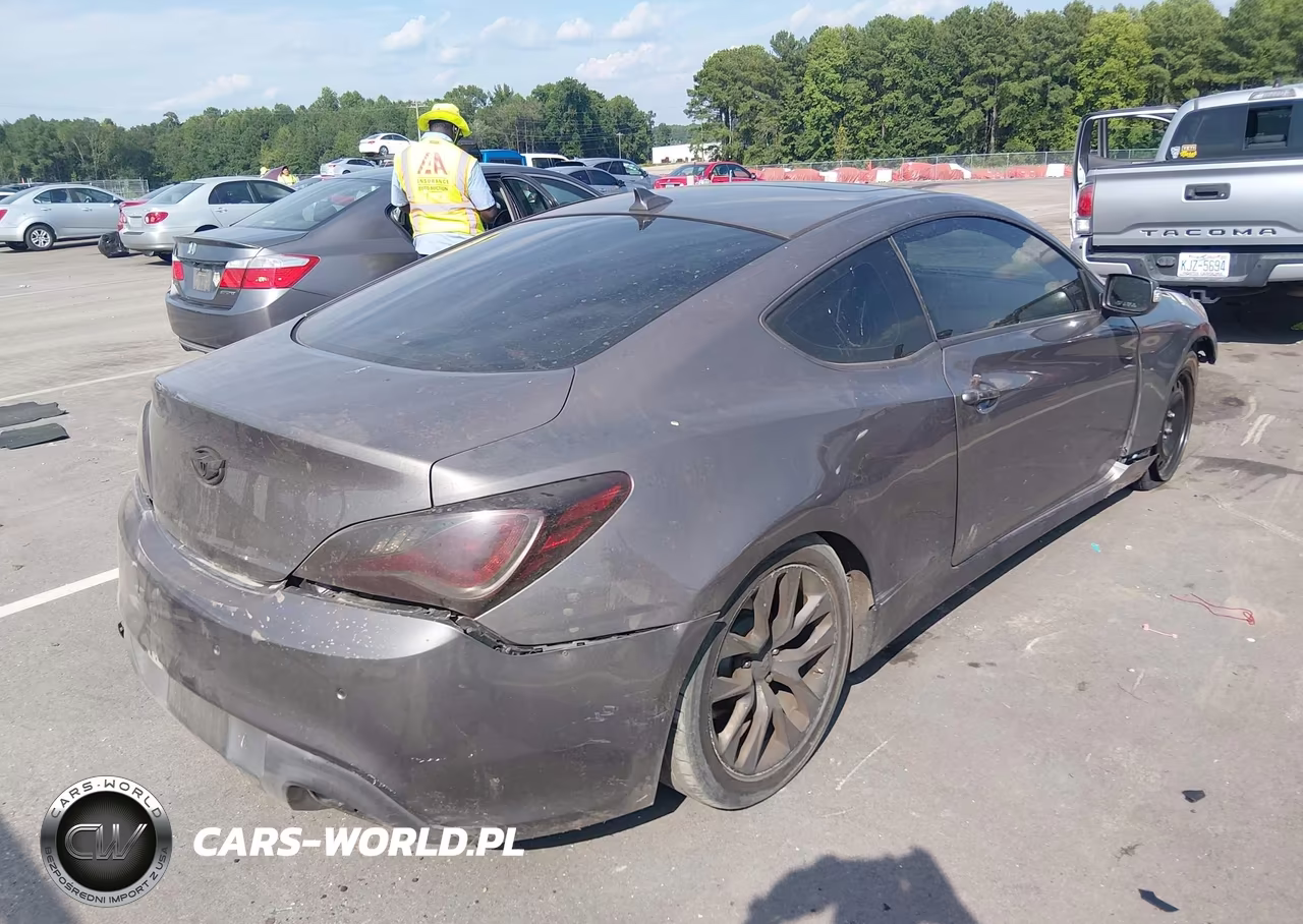 2013 Hyundai Genesis 3.8 Grand Touring VIN:KMHHU6KJXDU101380 - 4