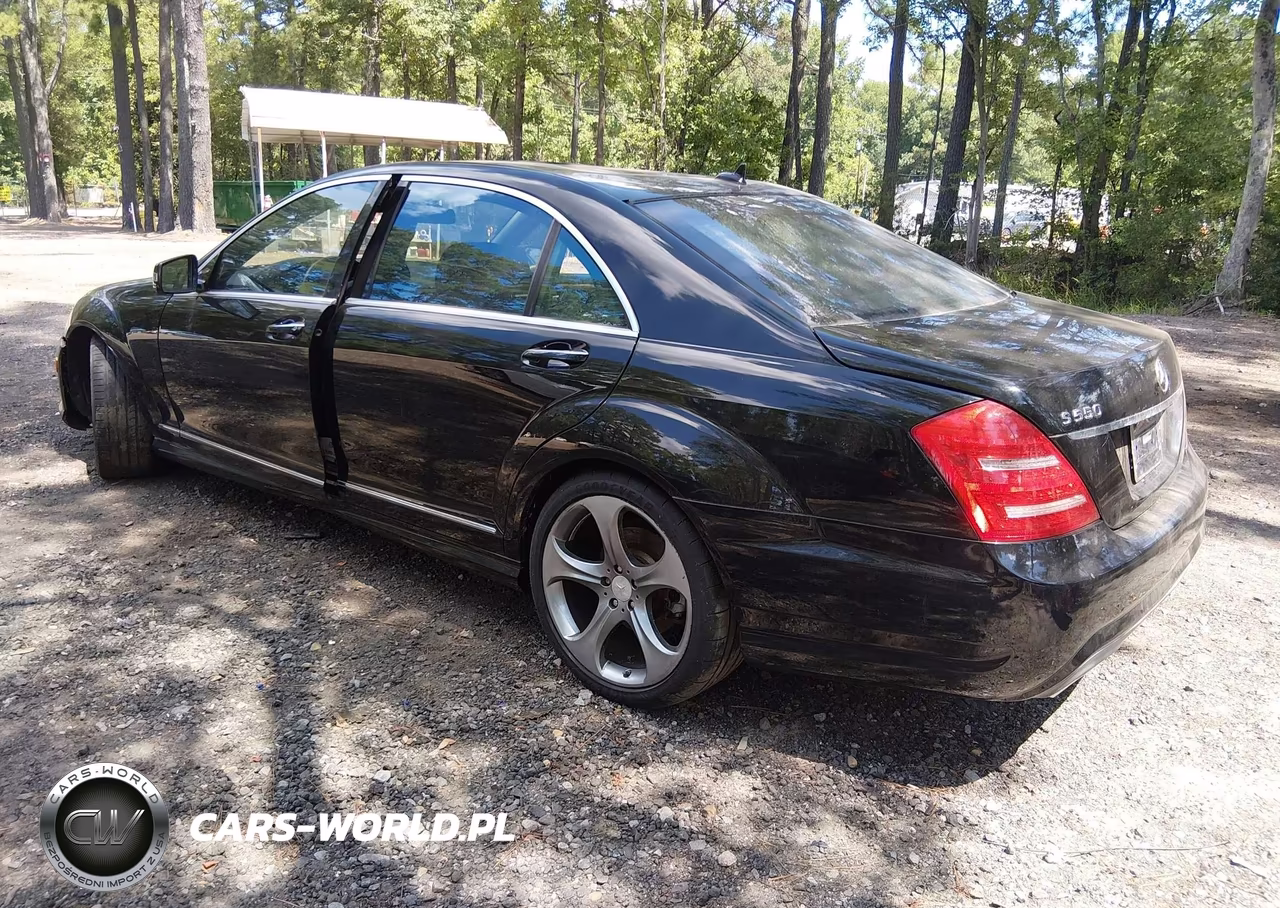 2011 Mercedes-Benz S 550 VIN:WDDNG7BB3BA382326 - 3