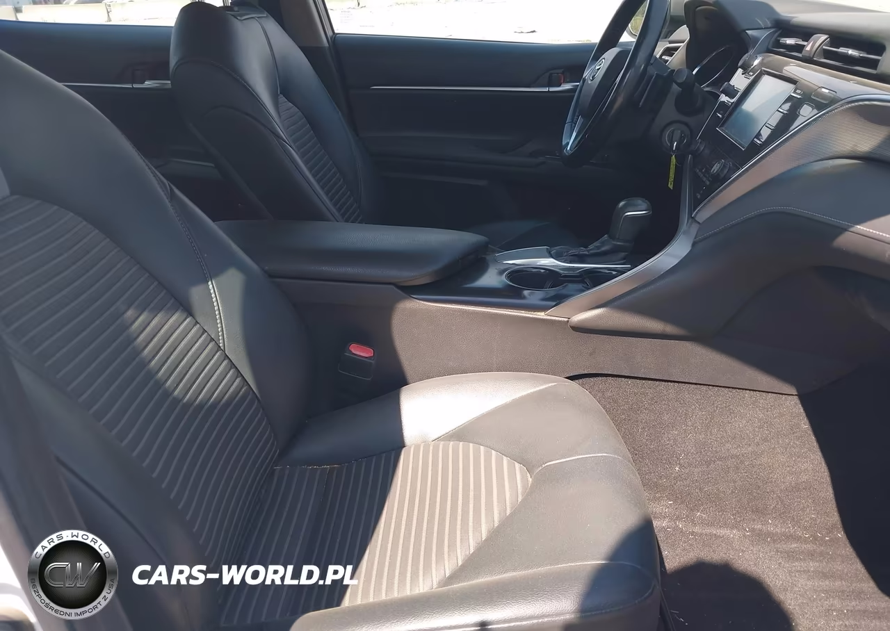 2018 Toyota Camry Se VIN:4T1B11HK6JU142523 - 5