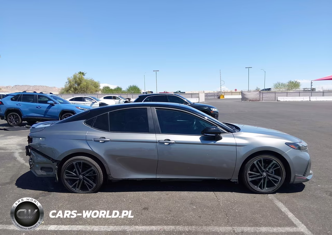 2025 Toyota Camry Xse VIN:4T1DAACKXSU634120 - 13