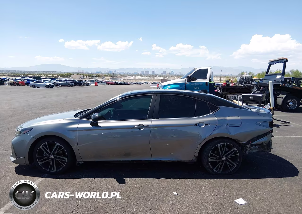 2025 Toyota Camry Xse VIN:4T1DAACKXSU634120 - 14