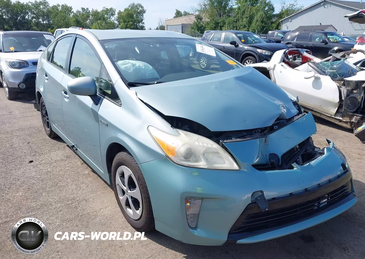 2013 Toyota Prius Three – zdjęcie 1 z 16