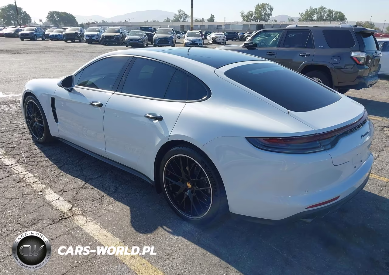 2022 Porsche Panamera 4-4 Platinum Edition-Platinum Edition VIN:WP0AJ2A78NL100894 - 3