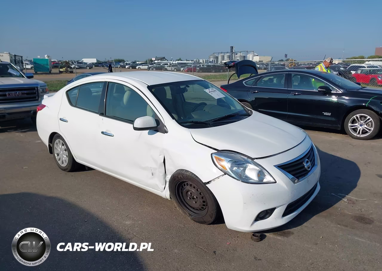 2014 Nissan Versa 1.6 Sv