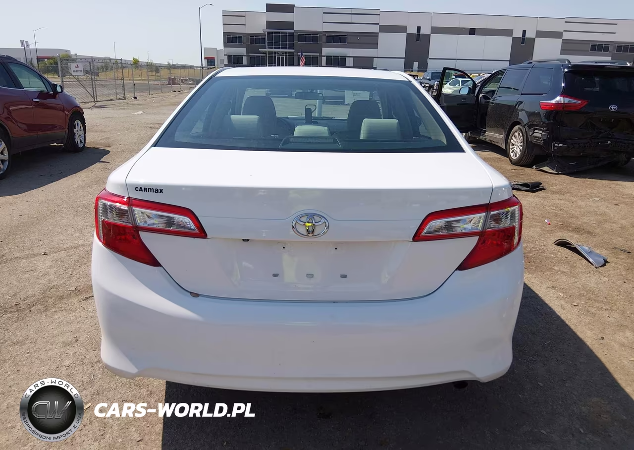 2014 Toyota Camry L VIN:4T1BF1FK3EU847208 - 16