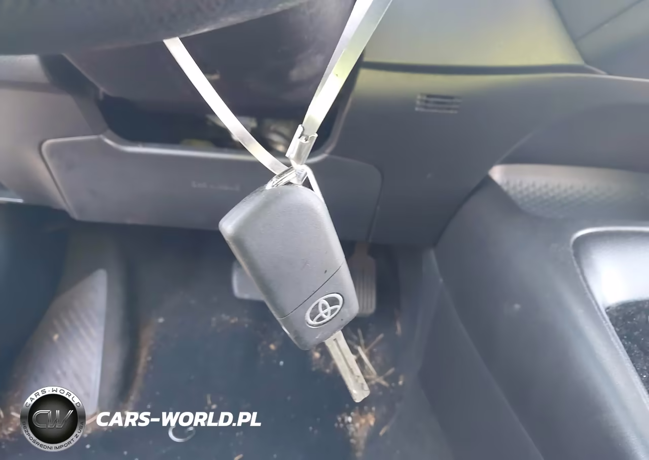 2021 Toyota Corolla Le VIN:5YFEPMAE2MP261404 - 11