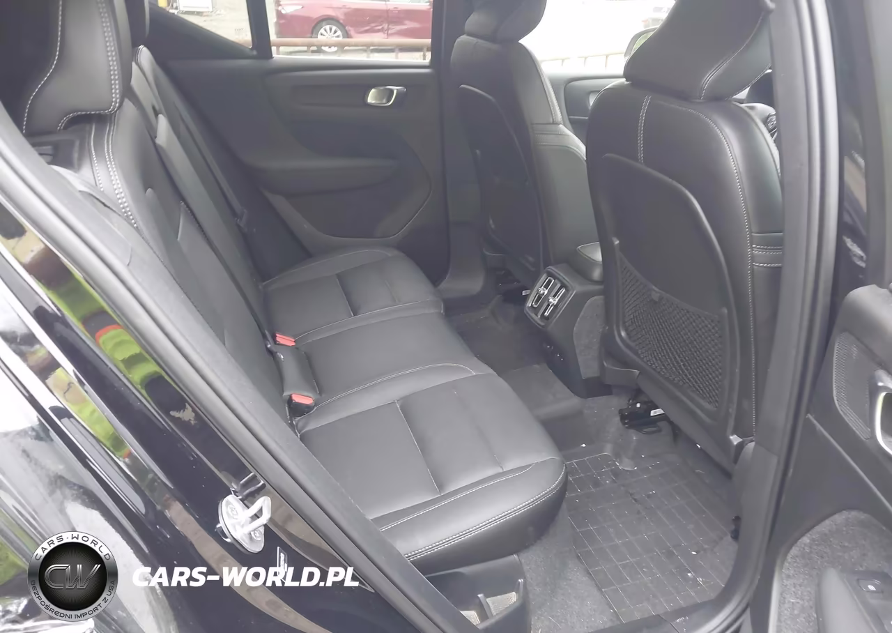 2024 Volvo Xc40 B5 Plus Bright Theme VIN:YV4L12UE2R2314839 - 8