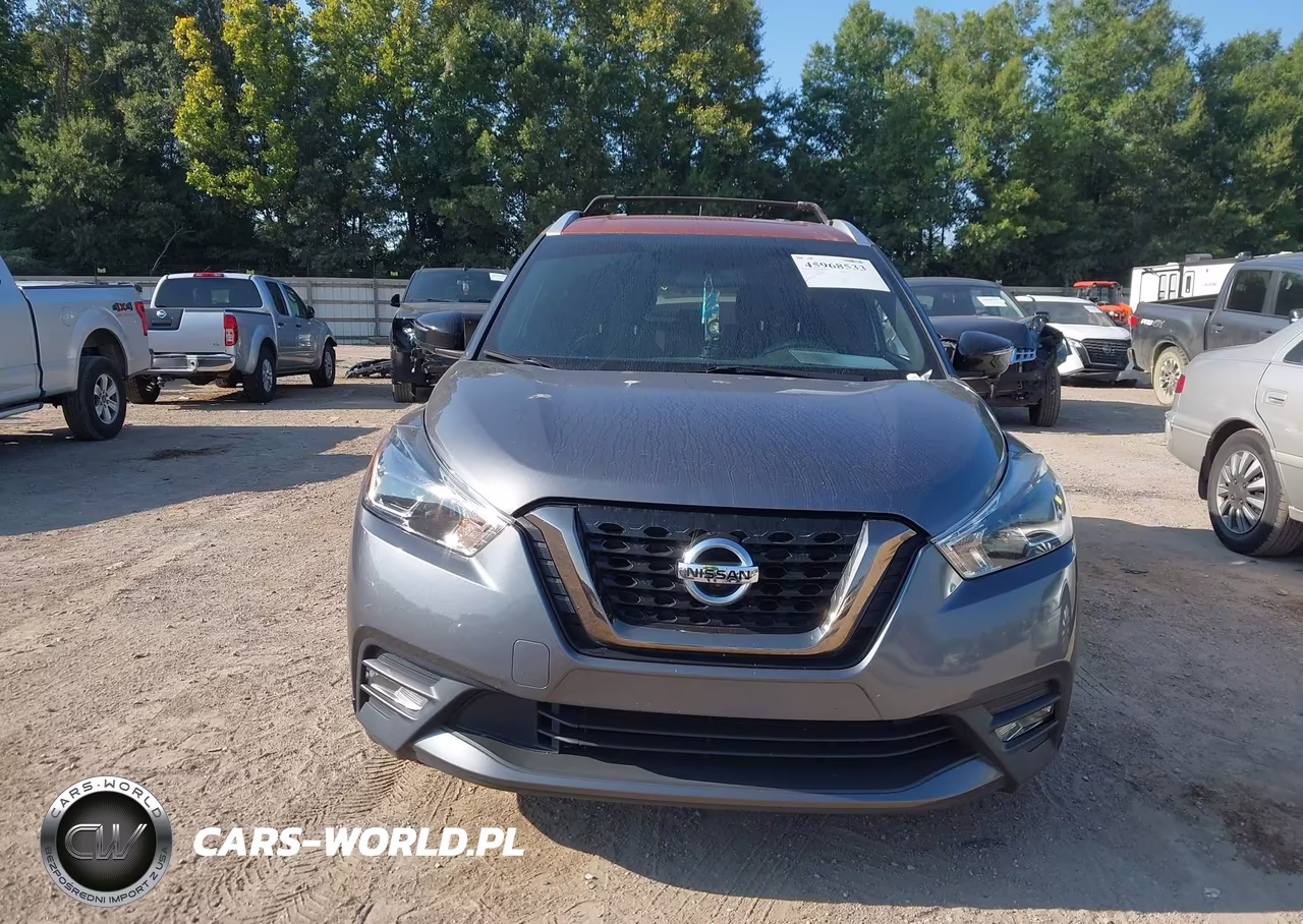 2019 Nissan Kicks Sr VIN:3N1CP5CUXKL541375 - 12