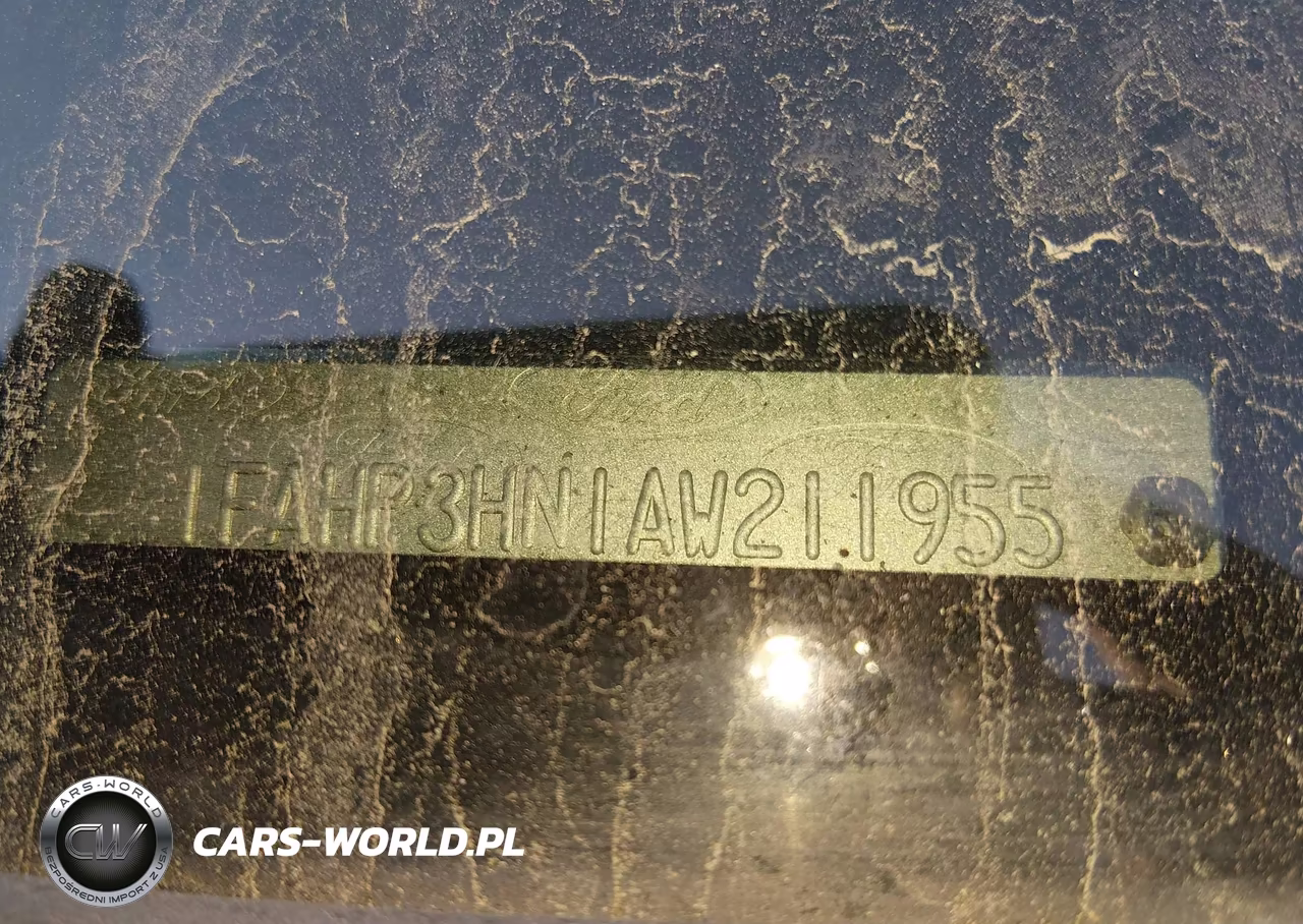 2010 Ford Focus Sel VIN:1FAHP3HN1AW211955 - 9