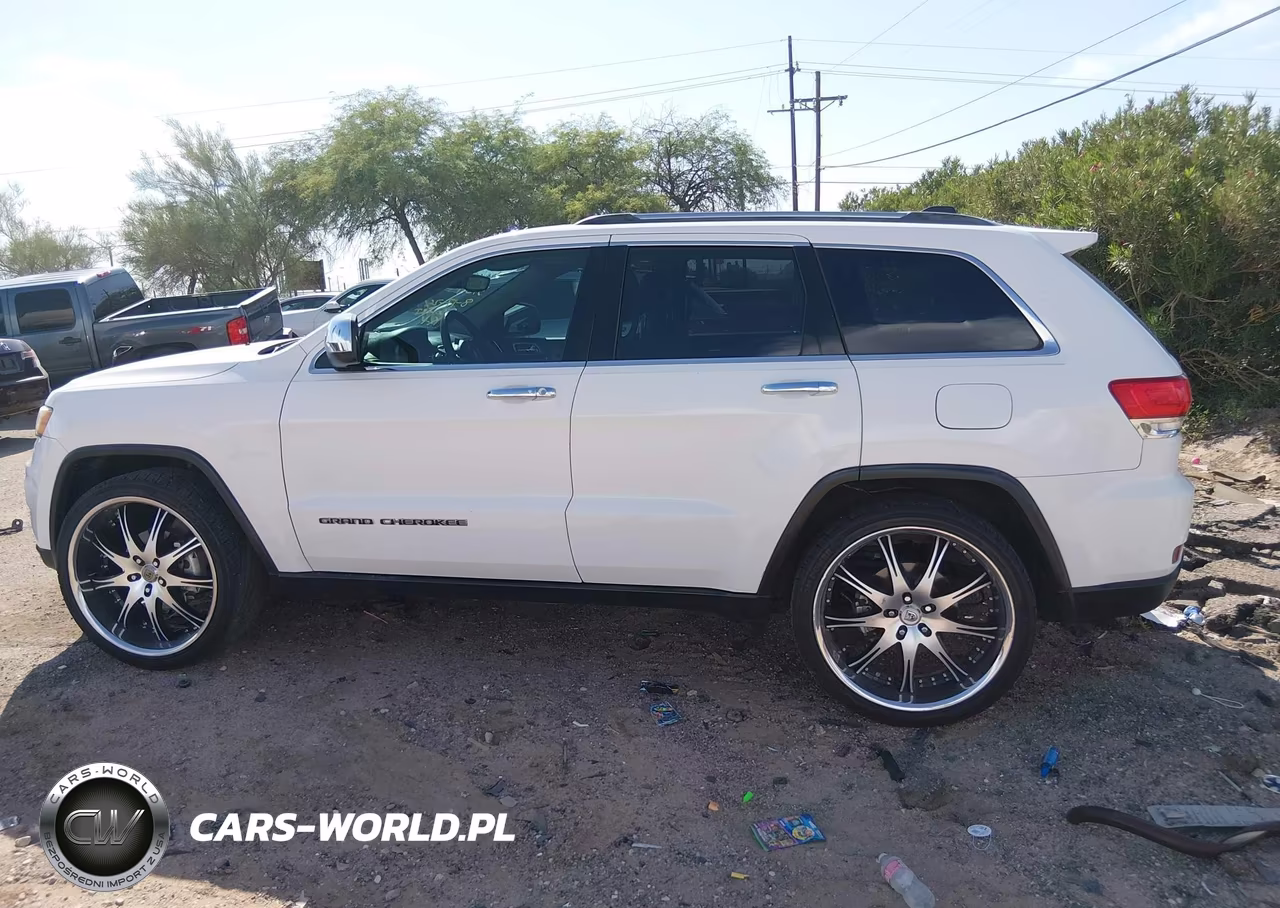 2017 Jeep Grand Cherokee Laredo 4X2 VIN:1C4RJEAG5HC965086 - 14