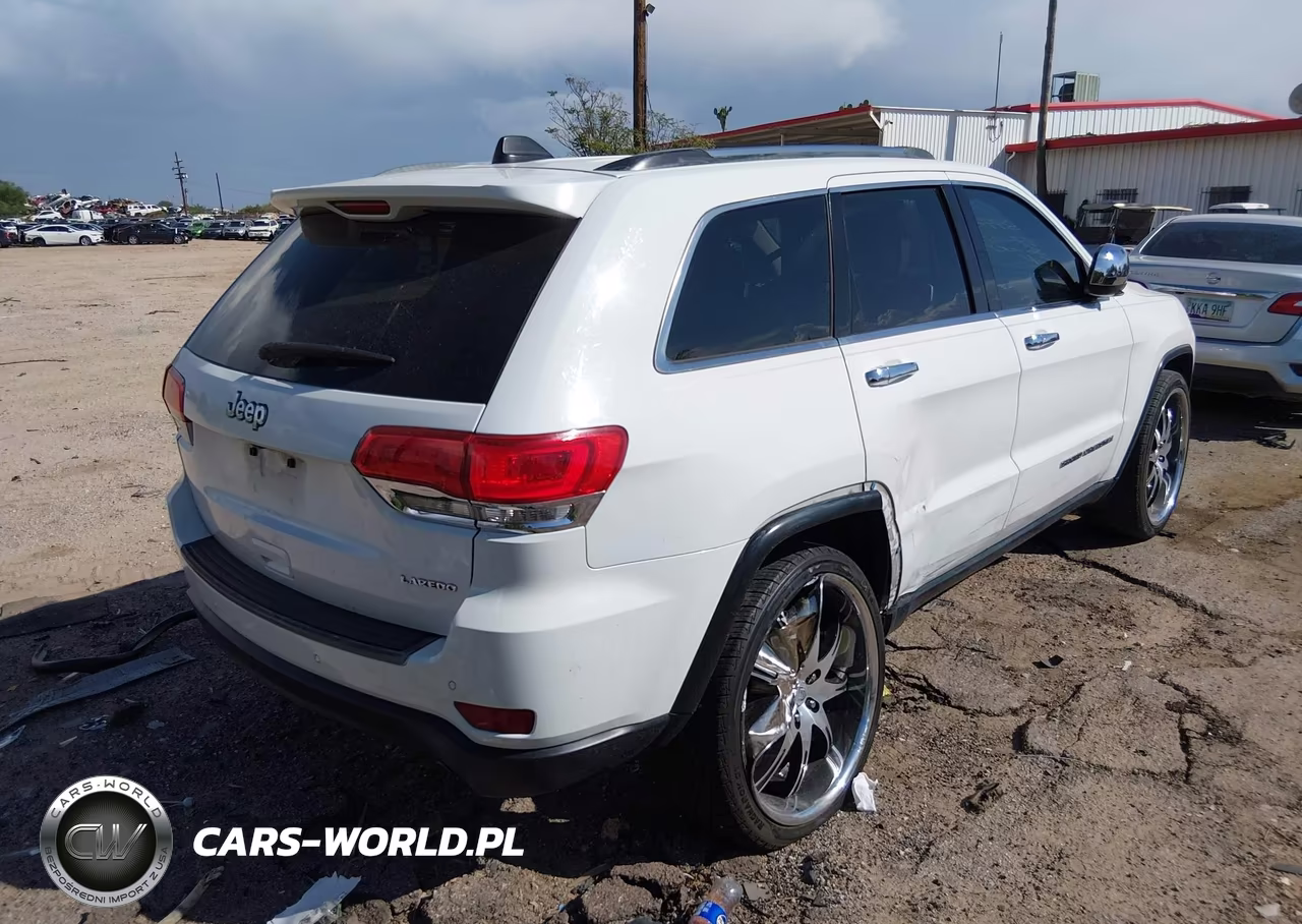 2017 Jeep Grand Cherokee Laredo 4X2 VIN:1C4RJEAG5HC965086 - 4