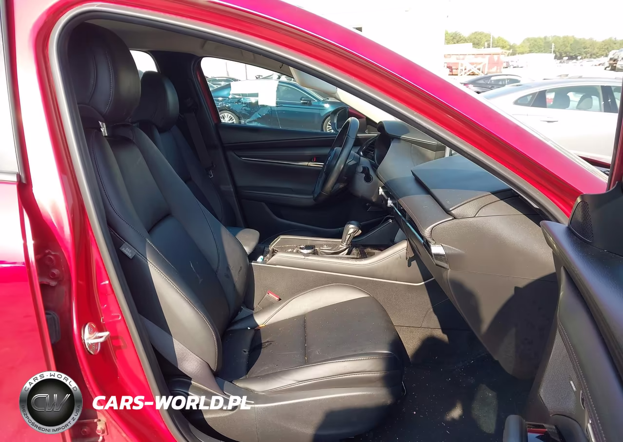 2019 Mazda Mazda3 Preferred Package VIN:JM1BPACL1K1108396 - 5