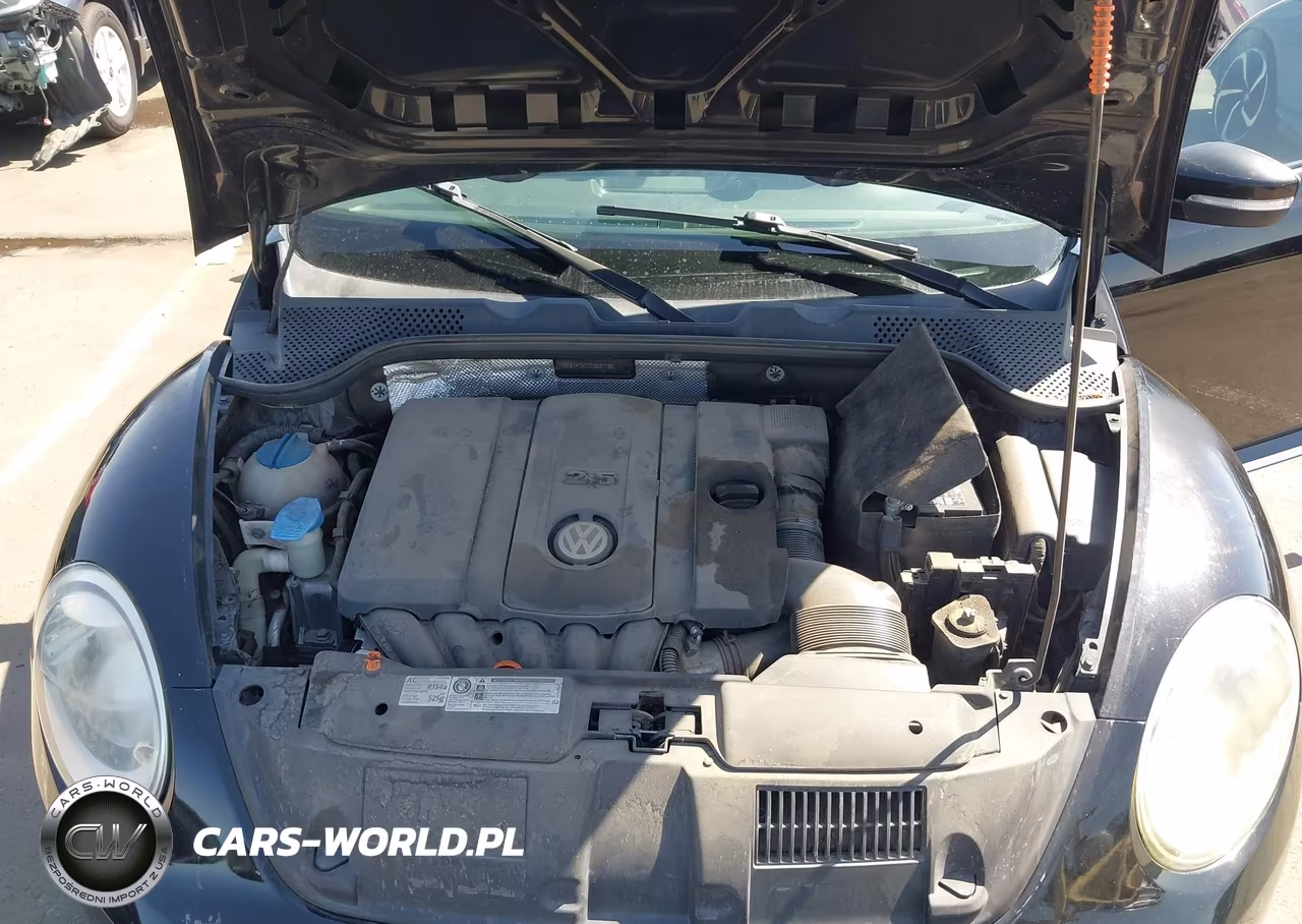2012 Volkswagen Beetle 2.5L VIN:3VWJP7AT7CM637760 - 10