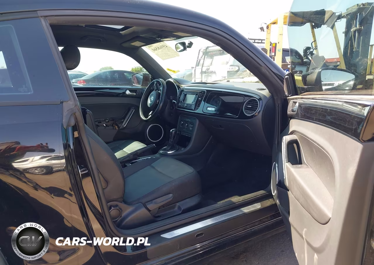 2012 Volkswagen Beetle 2.5L VIN:3VWJP7AT7CM637760 - 5