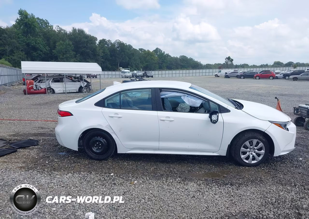 2026 Toyota Corolla Le VIN:5YFB4MDE4TP434653 - 13