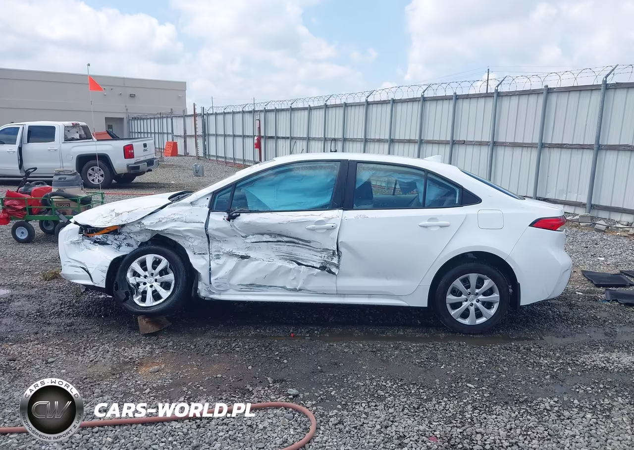 2026 Toyota Corolla Le VIN:5YFB4MDE4TP434653 - 14