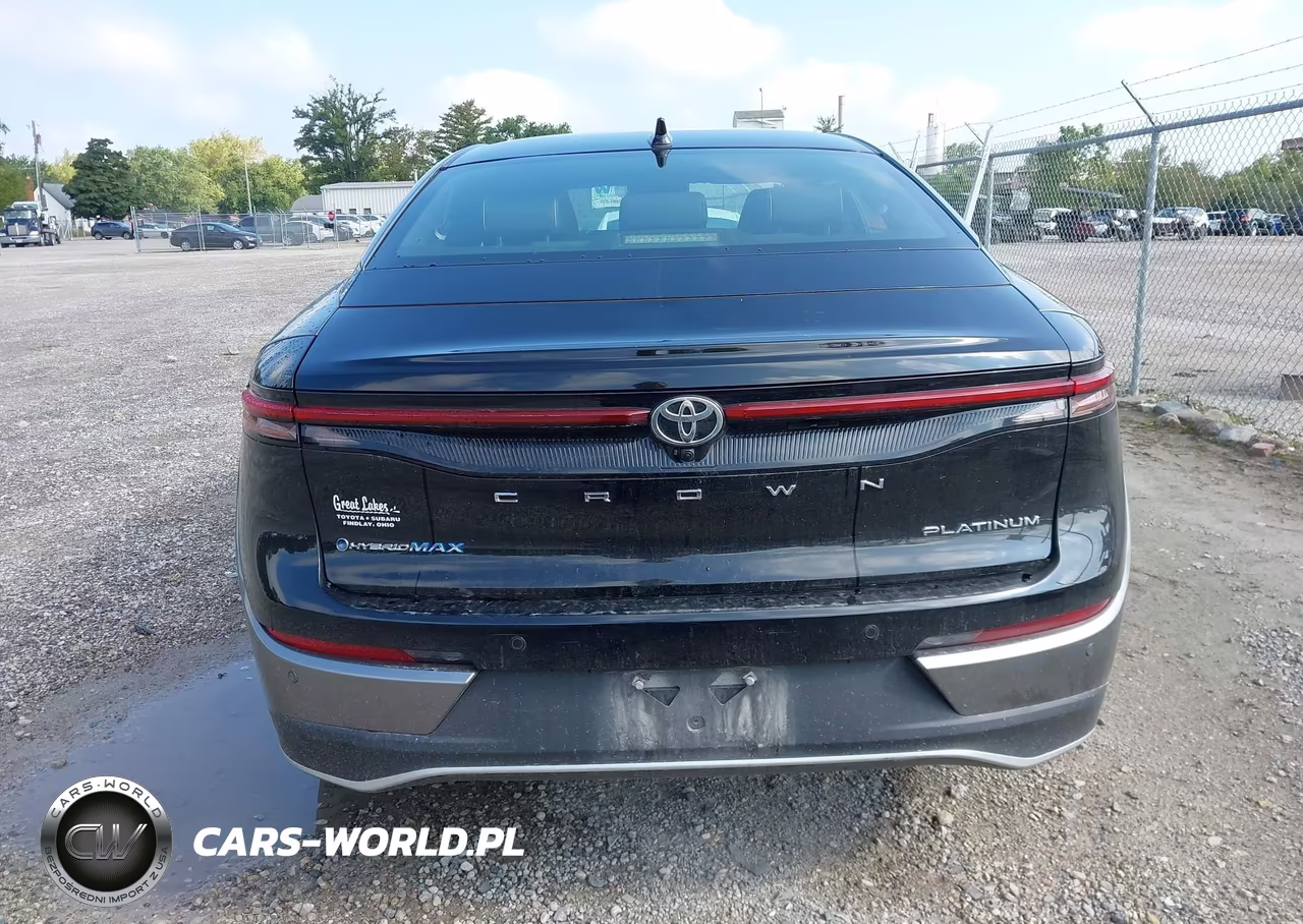 2024 Toyota Crown Platinum VIN:JTDAFAAF4R3005502 - 16