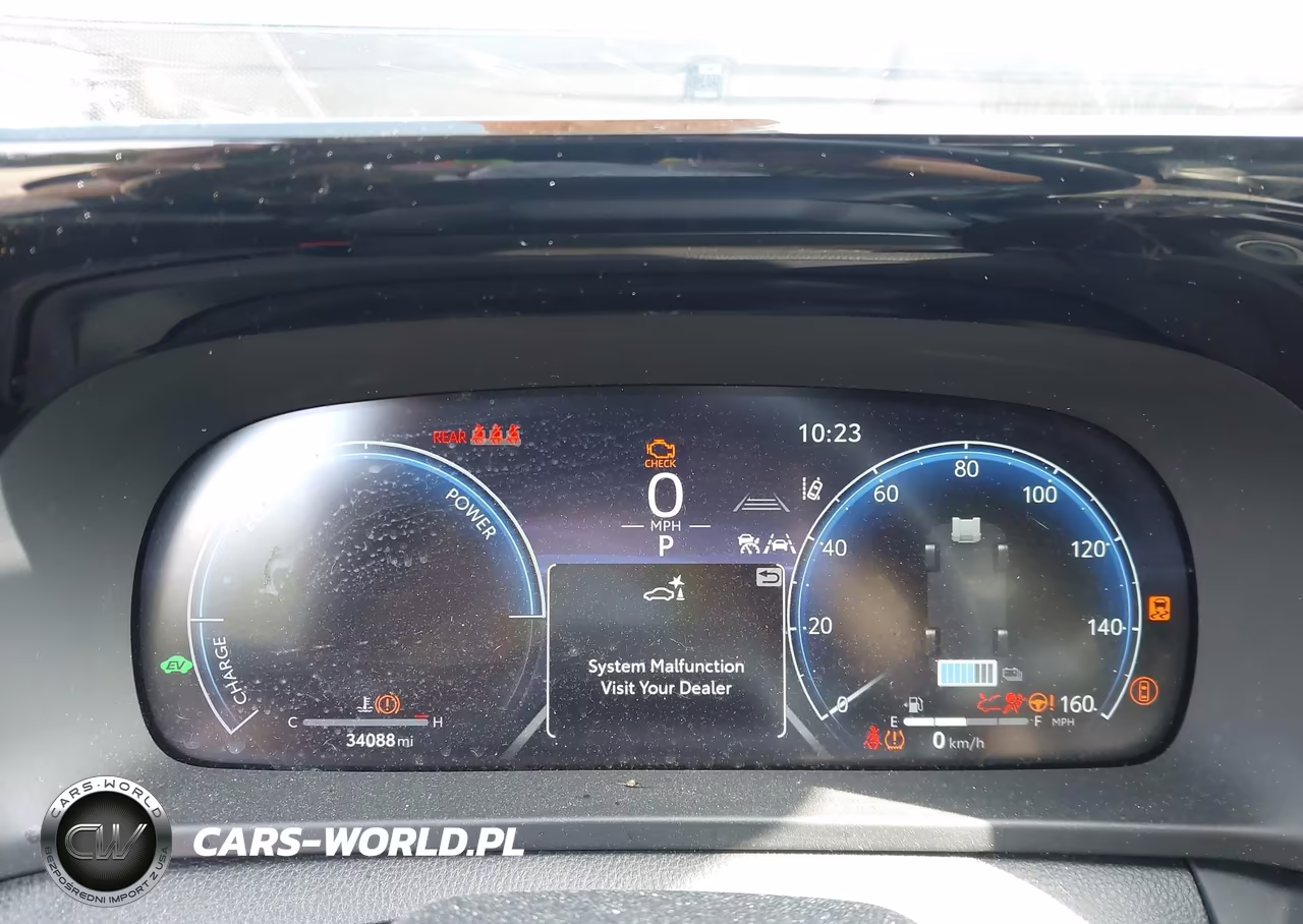 2024 Toyota Crown Platinum VIN:JTDAFAAF4R3005502 - 7