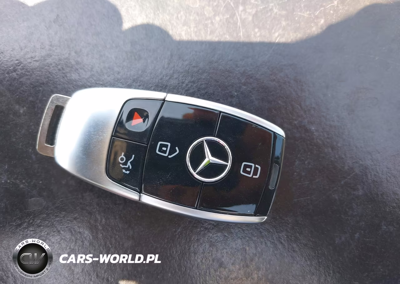 2017 Mercedes-Benz E 300 VIN:WDDZF4JB2HA088476 - 11