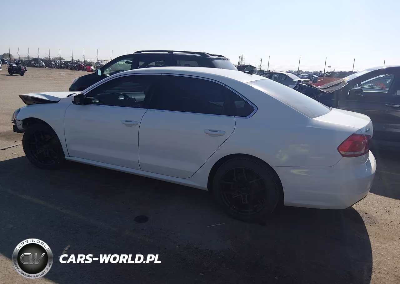 2015 Volkswagen Passat 2.0L Tdi Se VIN:1VWBV7A33FC093967 - 14