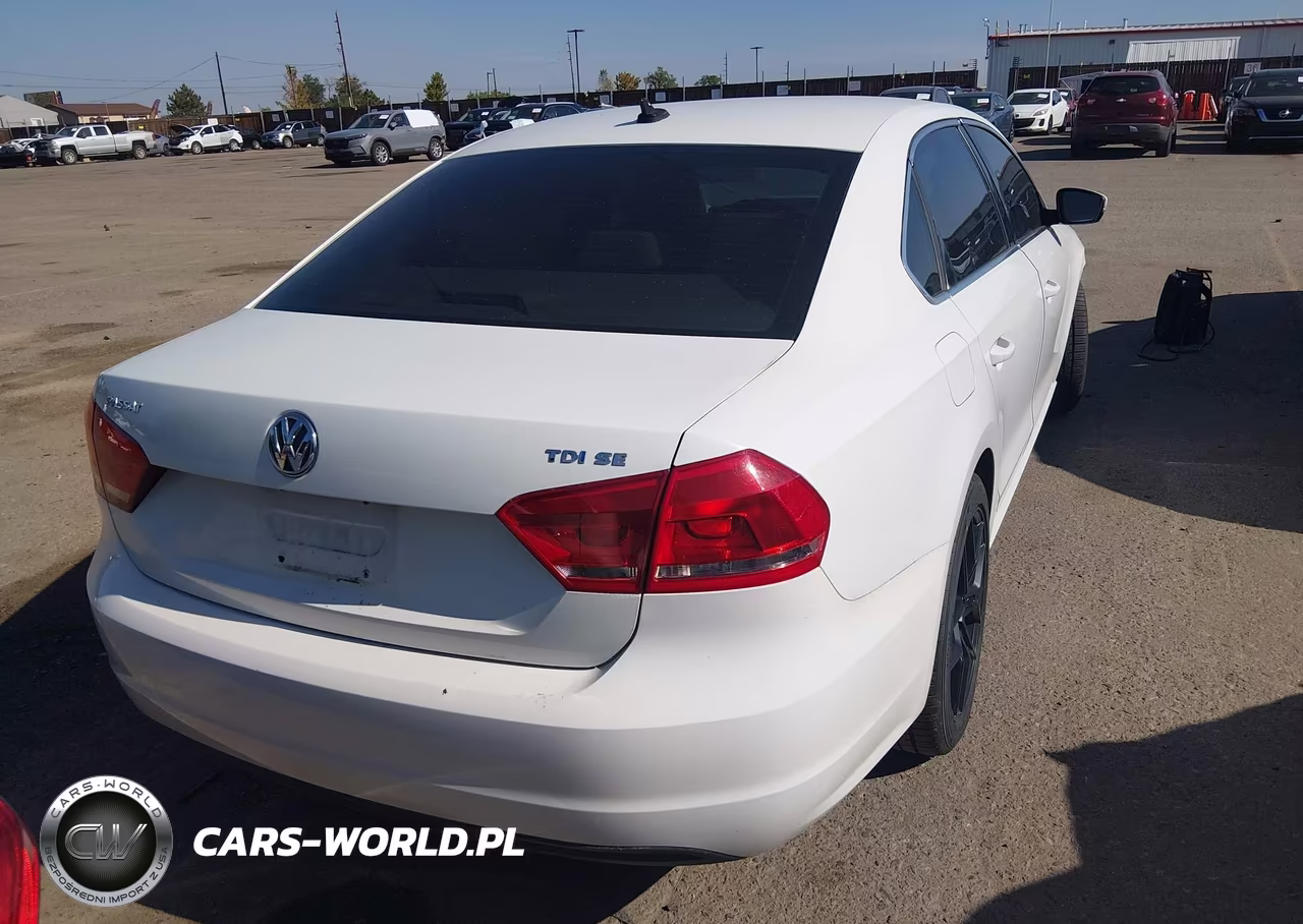 2015 Volkswagen Passat 2.0L Tdi Se VIN:1VWBV7A33FC093967 - 4