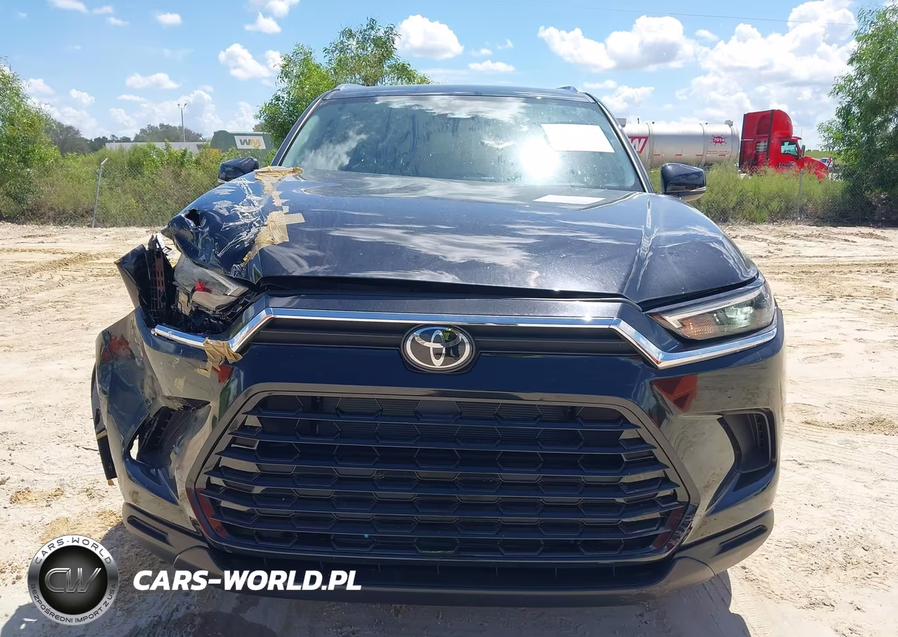 2026 Toyota Grand Highlander Xle VIN:5TDAAAA51TS041112 - 12